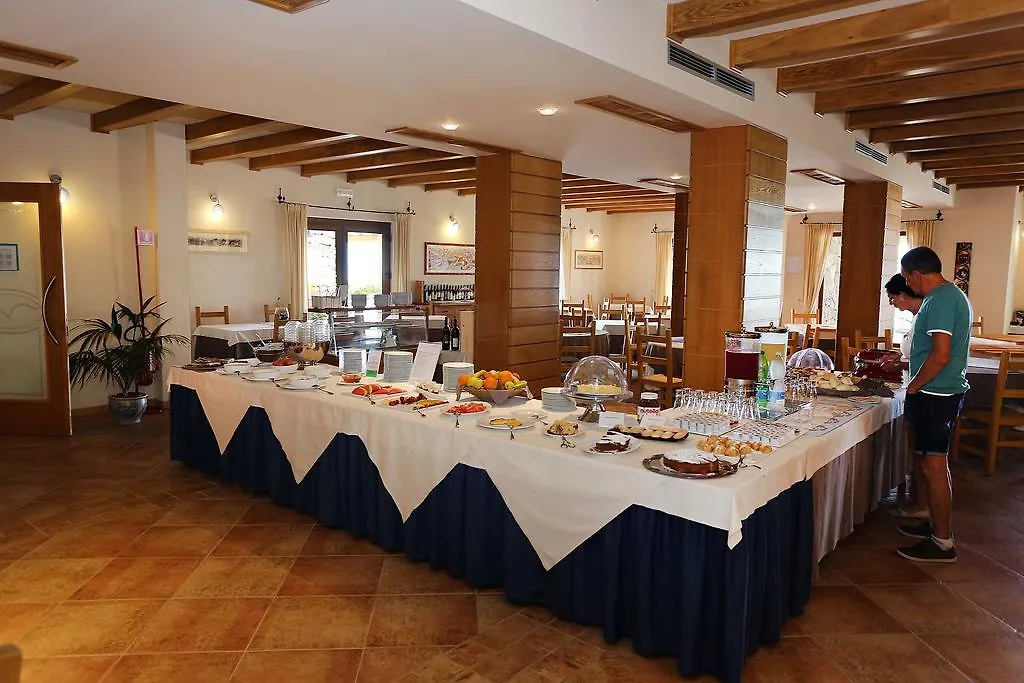 Hotel Villa Gustui Maris Cala Gonone 4*,  Itálie